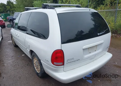 1998 Chrysler Town & Country Lxi from USA, damaged, VIN 1C4GP64L4WB578049